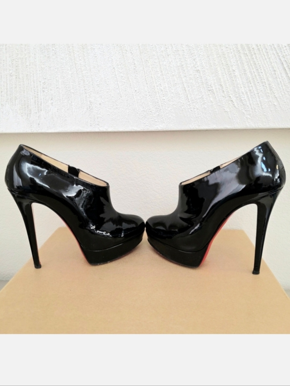 Authentic Christian Louboutin Black Patent Leather Ankle Boots Booties EU 39 - Picture 5 of 14